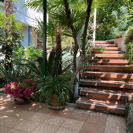 Апартаменти Sunny Garden Опатія Екстер'єр фото